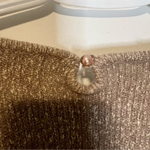 Vintage 80’sBrown Knit Sweater/ Skirt set in a Large Silver Springs - Picture 5 of 12